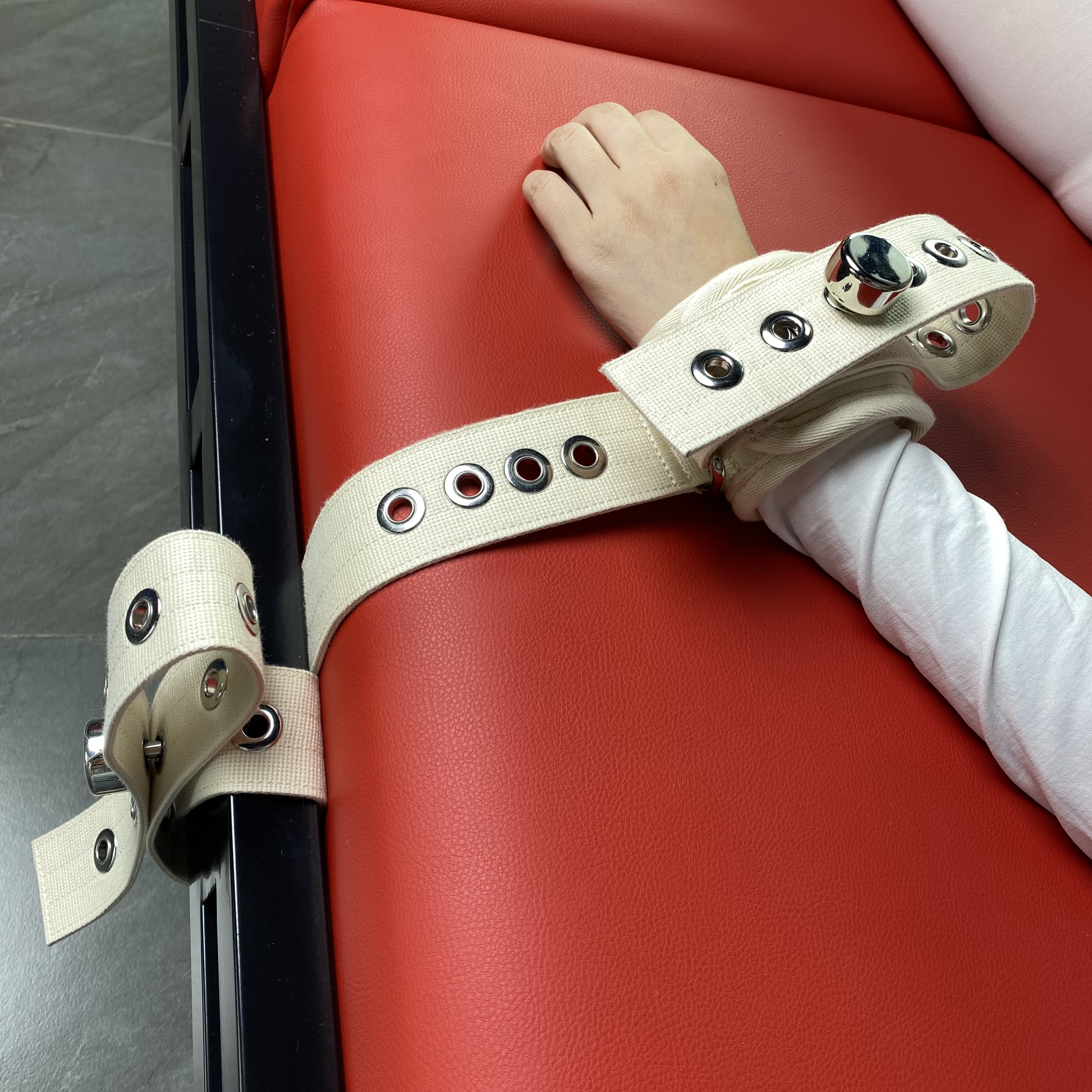 Modular Bed Bondage Set 12 Point Restraints Beige