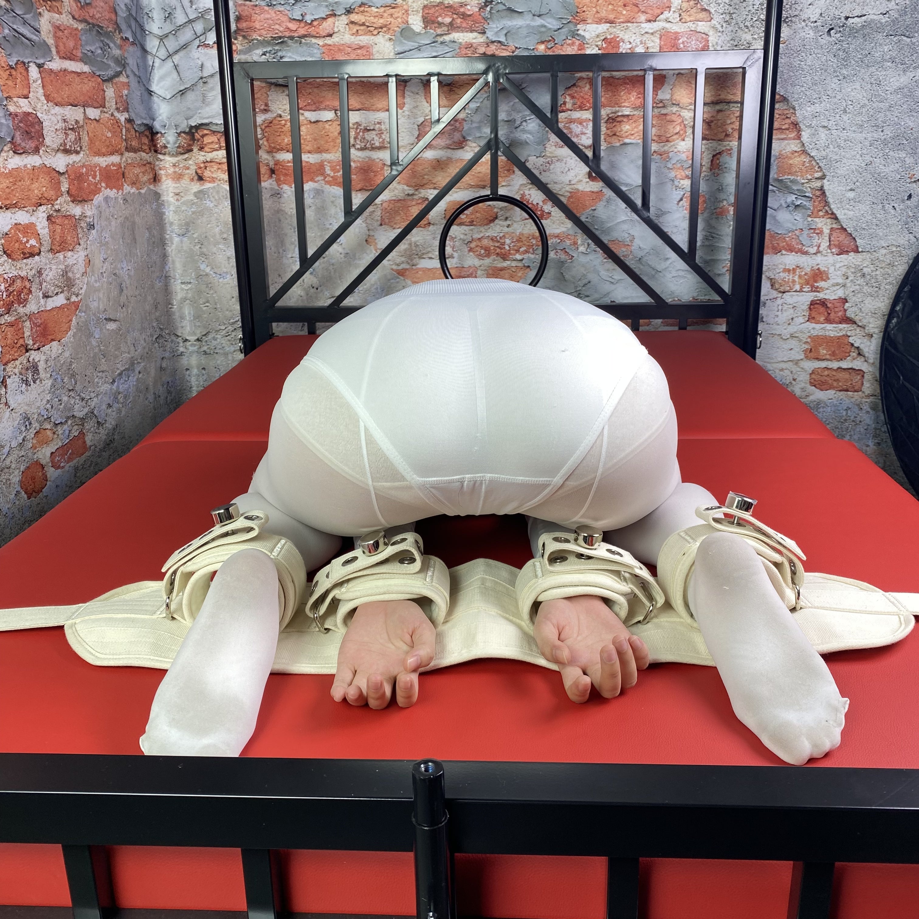 Feet Hand Restraint Set Bed Bondage Straps Beige