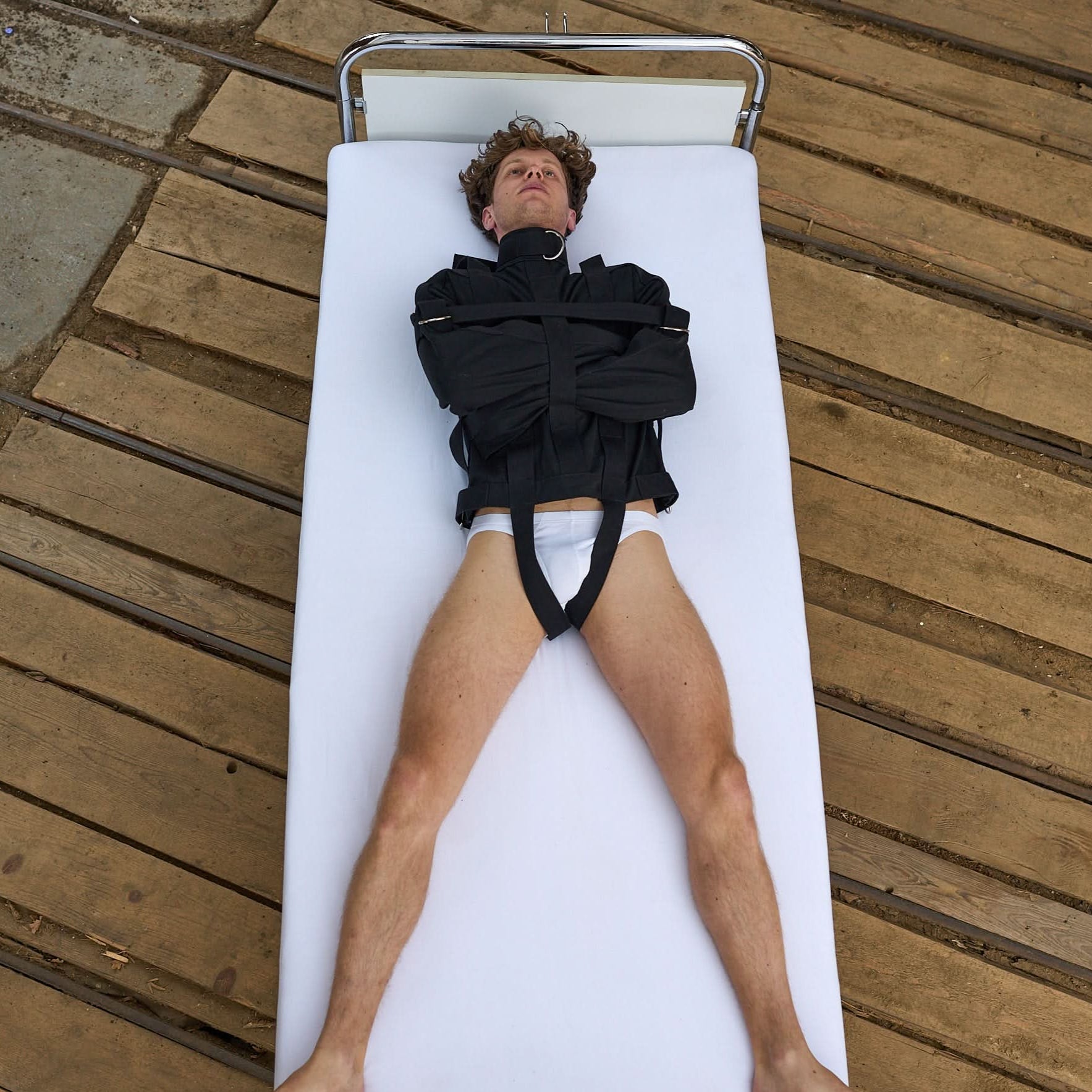 Straitjacket Black